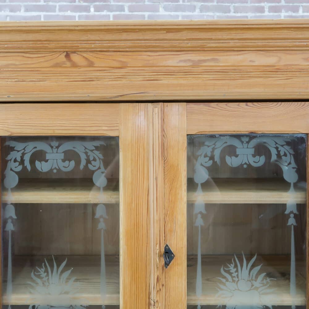 Grenen buffetkast met geëtst glas - Afbeelding 4