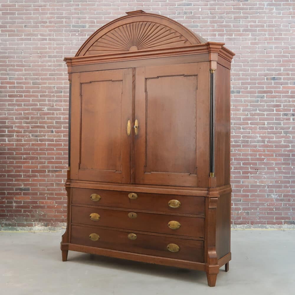 Antiek Drents boogkabinet - Image 13