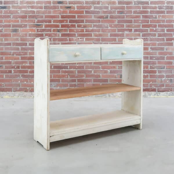 Brocante kastje met lades
