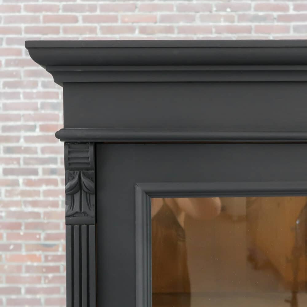 Zwarte eendeurs vitrinekast - Afbeelding 4