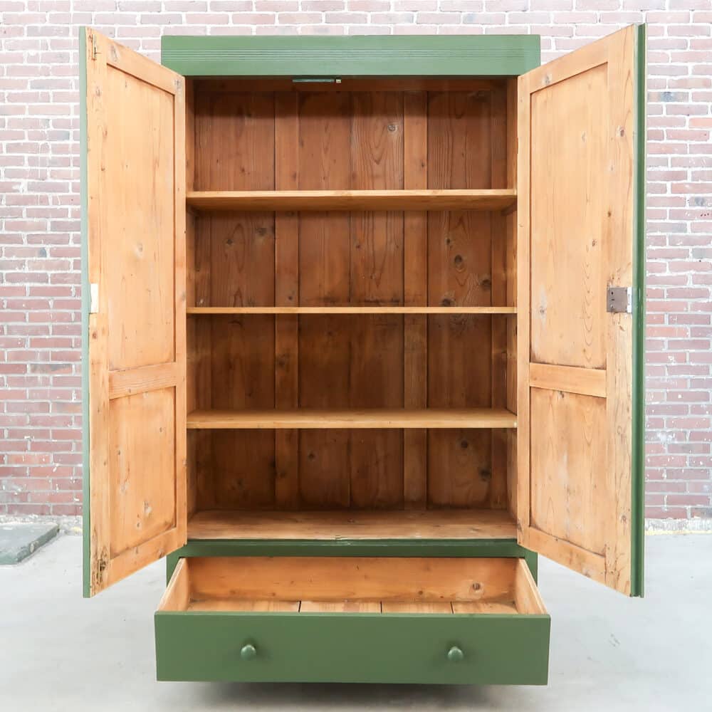 Brocante groene linnenkast - Afbeelding 2