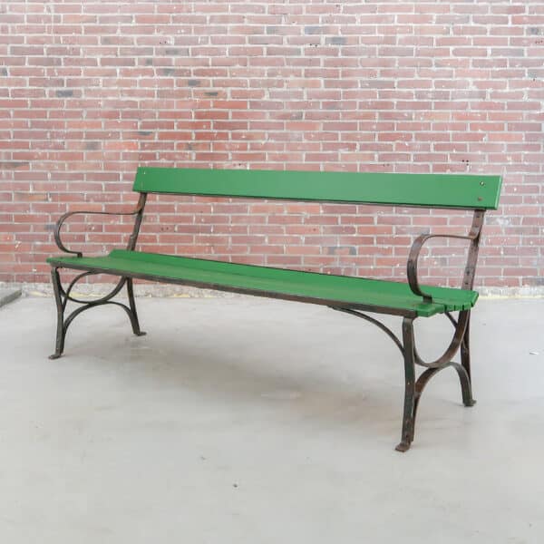 Groene brocante parkbank