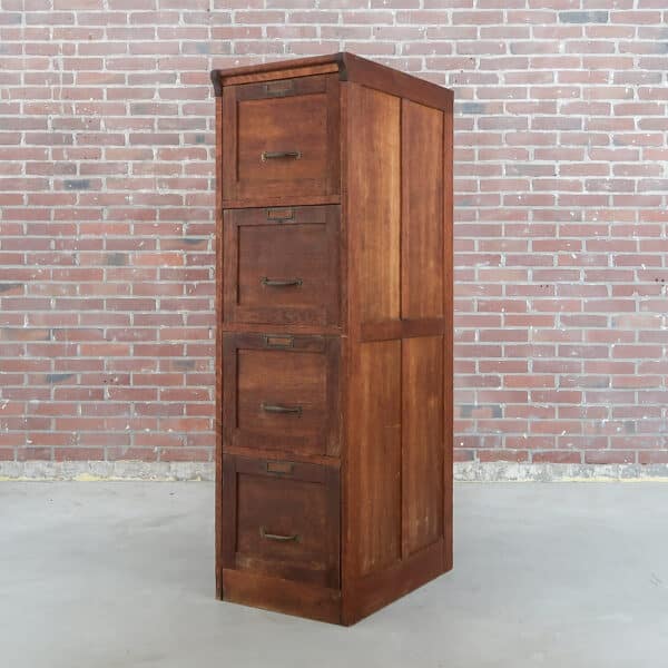 Vintage archiefkast
