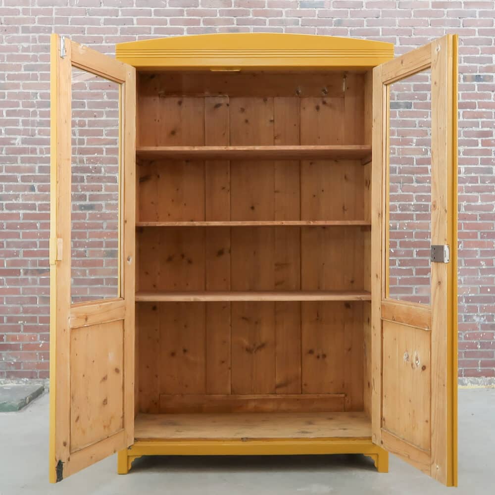 Brocante gele vitrinekast - Afbeelding 2
