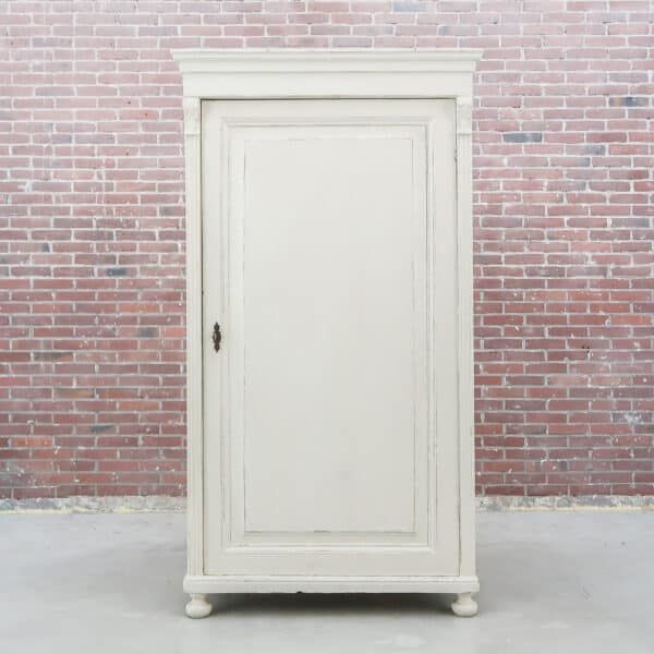 Eendeurs hangkast