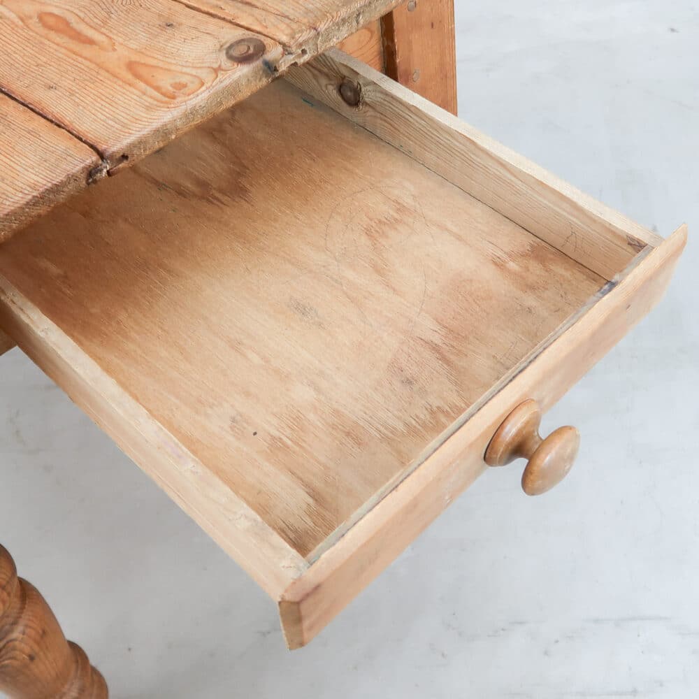 Houten eettafel - Afbeelding 4