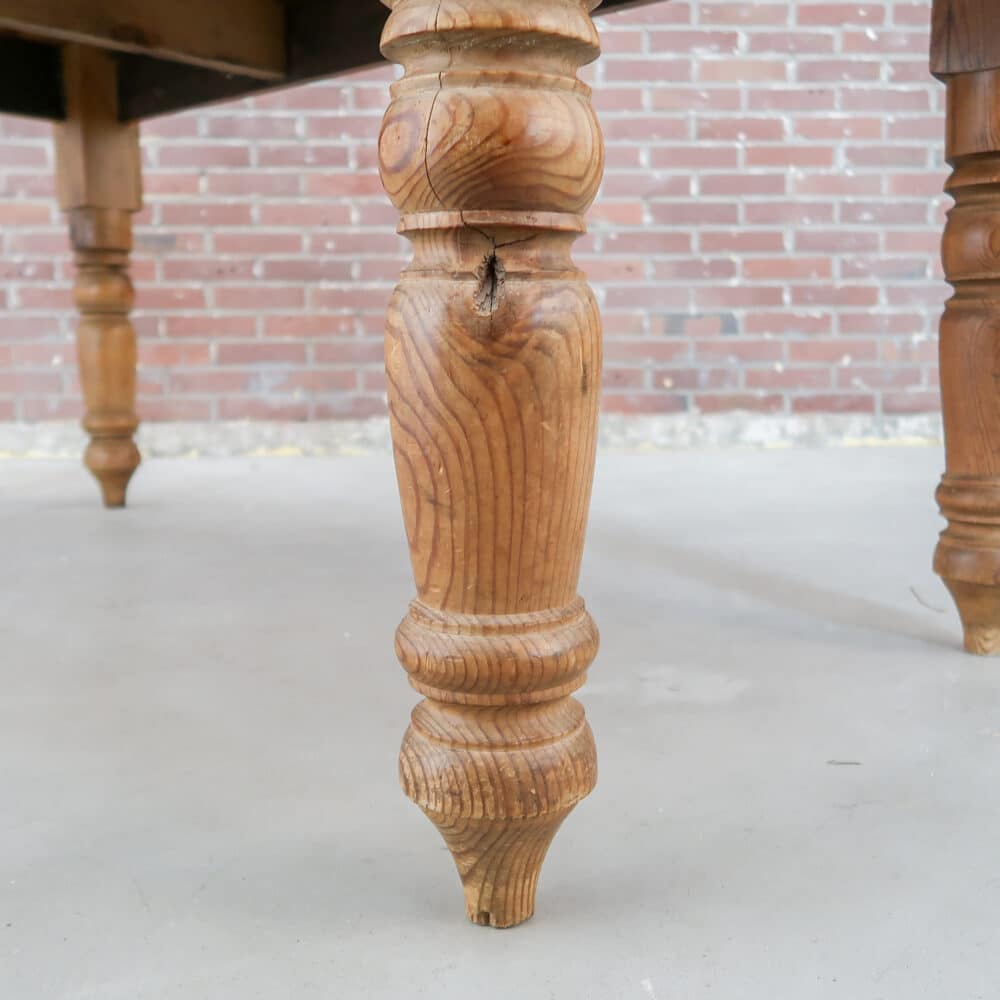 Houten eettafel - Afbeelding 7