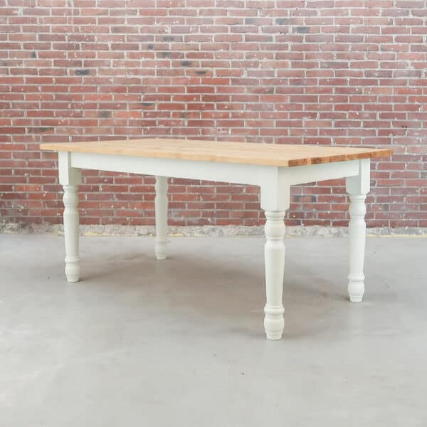 Landelijke eettafel