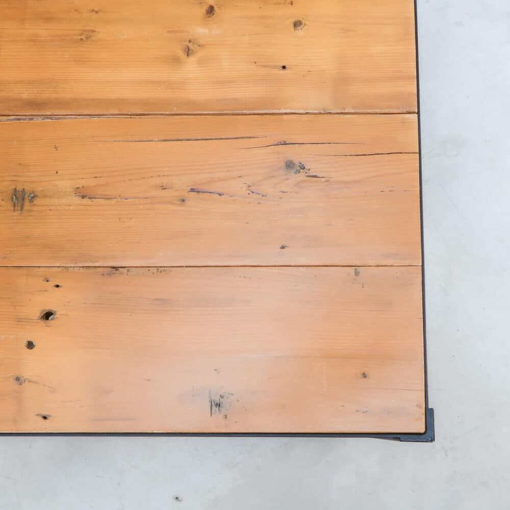 Tafel met metalen frame - Afbeelding 3