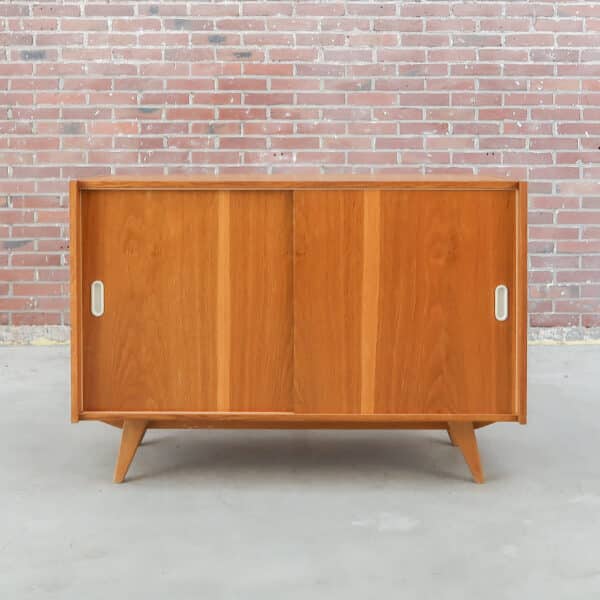 Vintage dressoir - Interier Praha