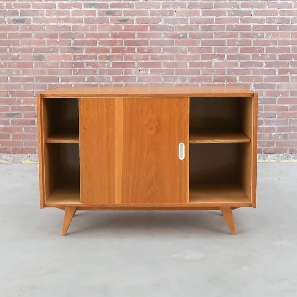 Vintage dressoir - Interier Praha - Afbeelding 2