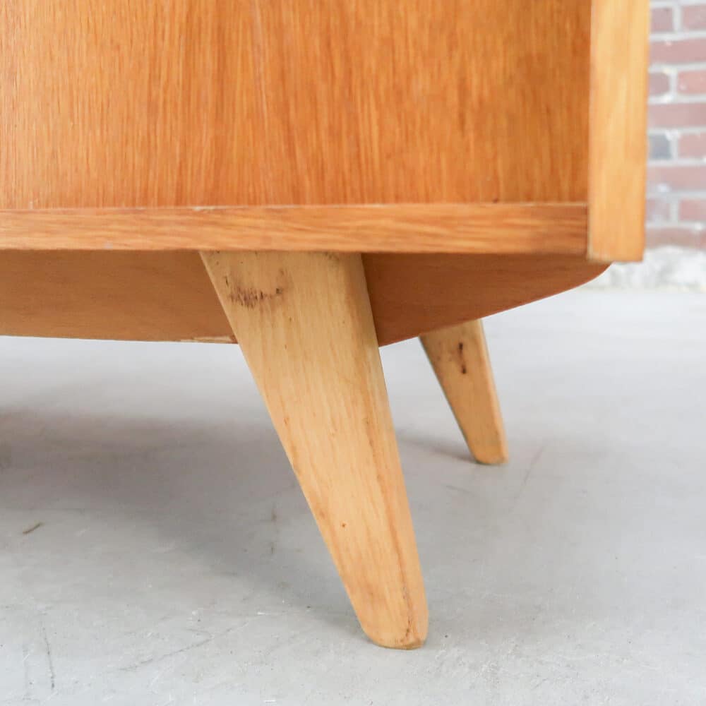 Vintage dressoir - Interier Praha – Bild 7