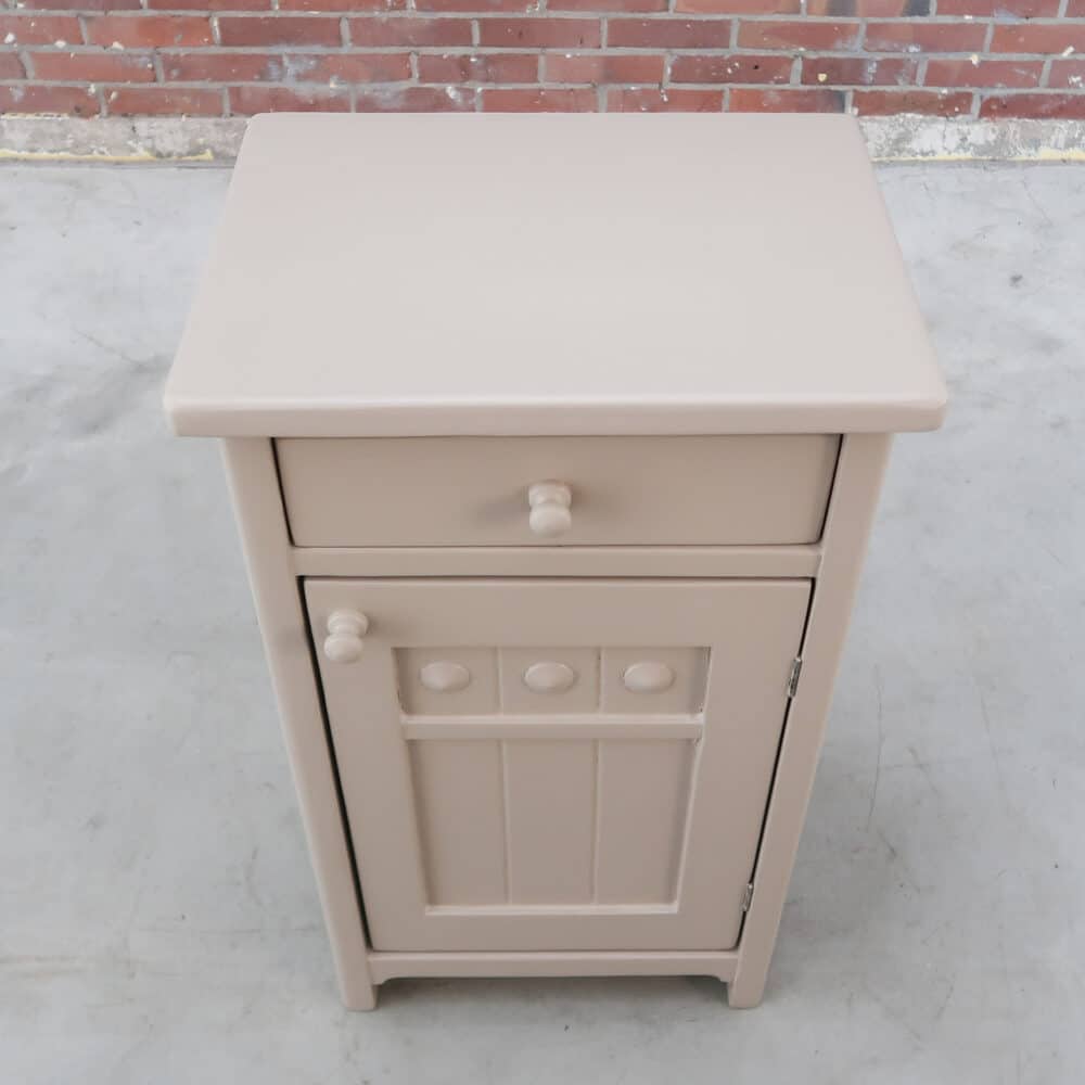 Taupe brocante nachtkastje - Afbeelding 7