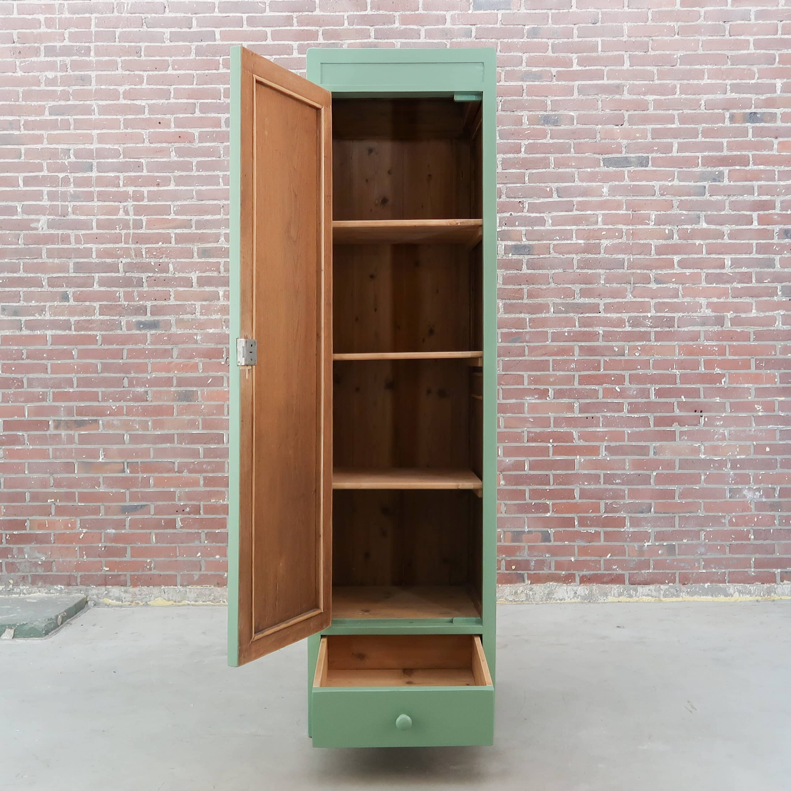 Groene eendeurs linnenkast - Afbeelding 2