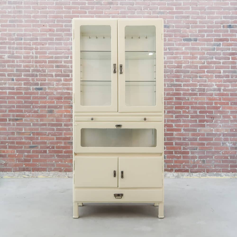 Vintage houten dokterskast – Bild 2