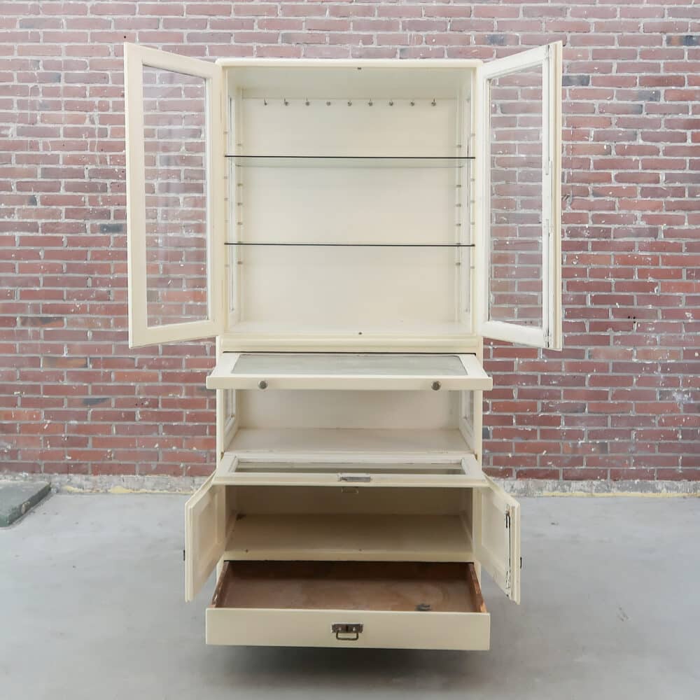 Vintage houten dokterskast – Bild 3
