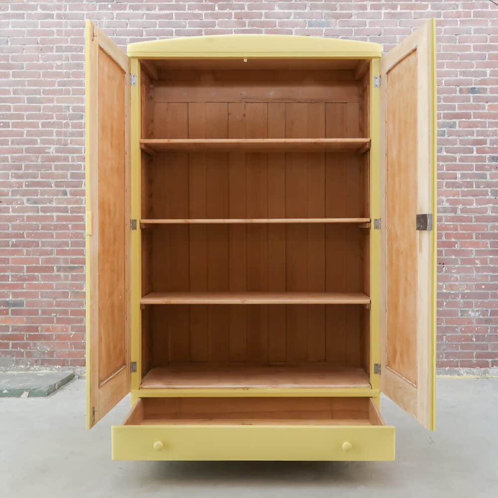 Gele brocante linnenkast – Bild 2
