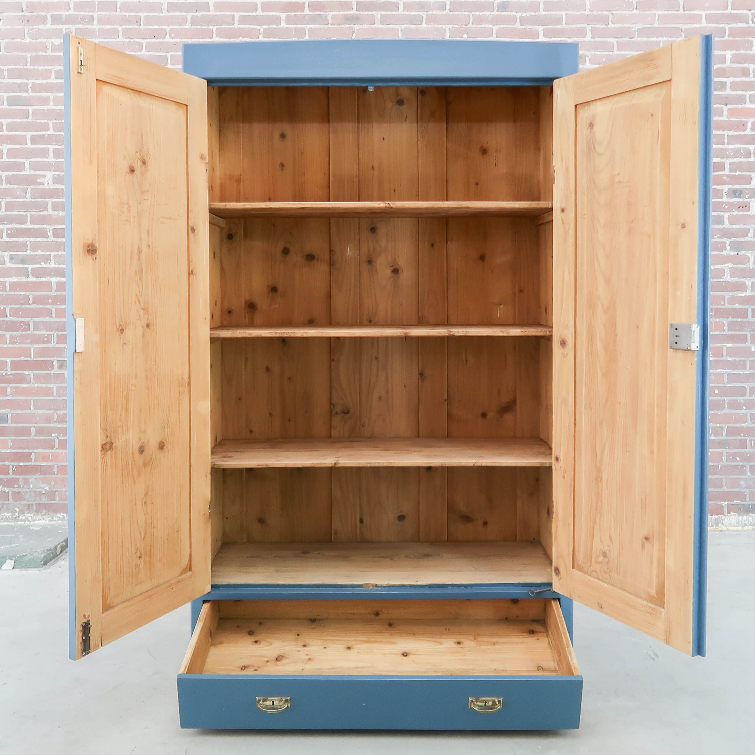 Blauwe linnenkast - Afbeelding 2