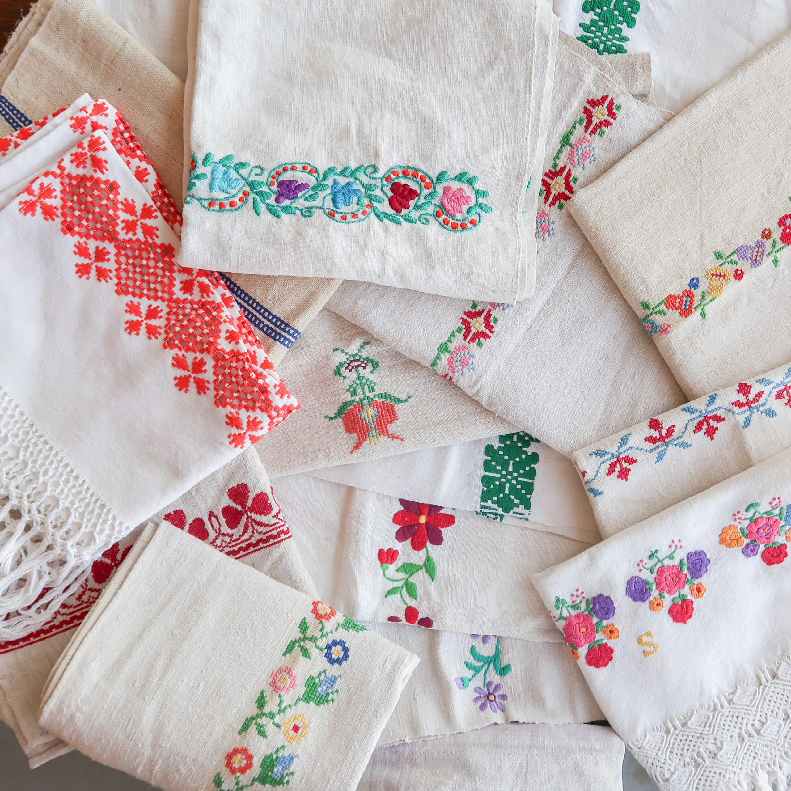Diverse Hongaarse theedoeken - handgemaakt