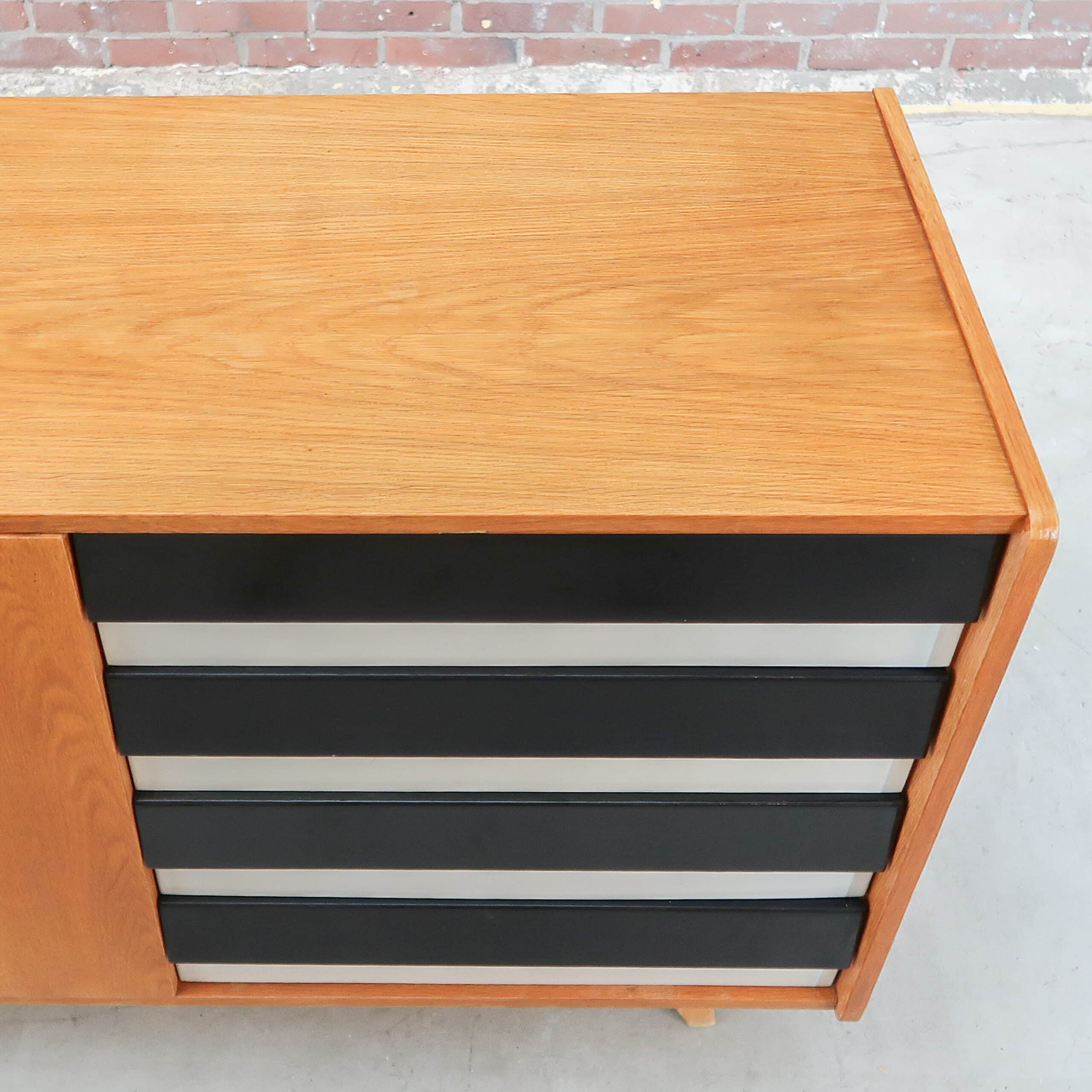 Mid-century dressoir - Jiří Jiroutek - Afbeelding 9