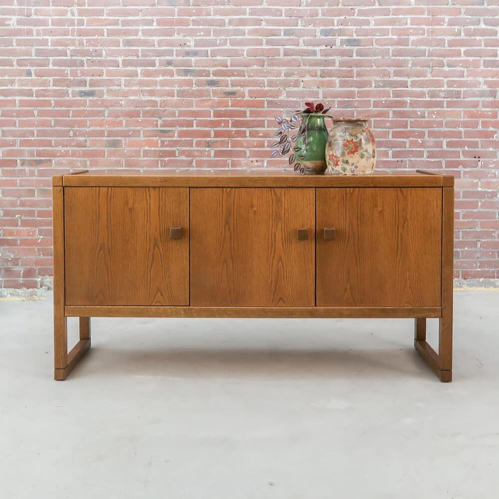 Mid-century dressoir