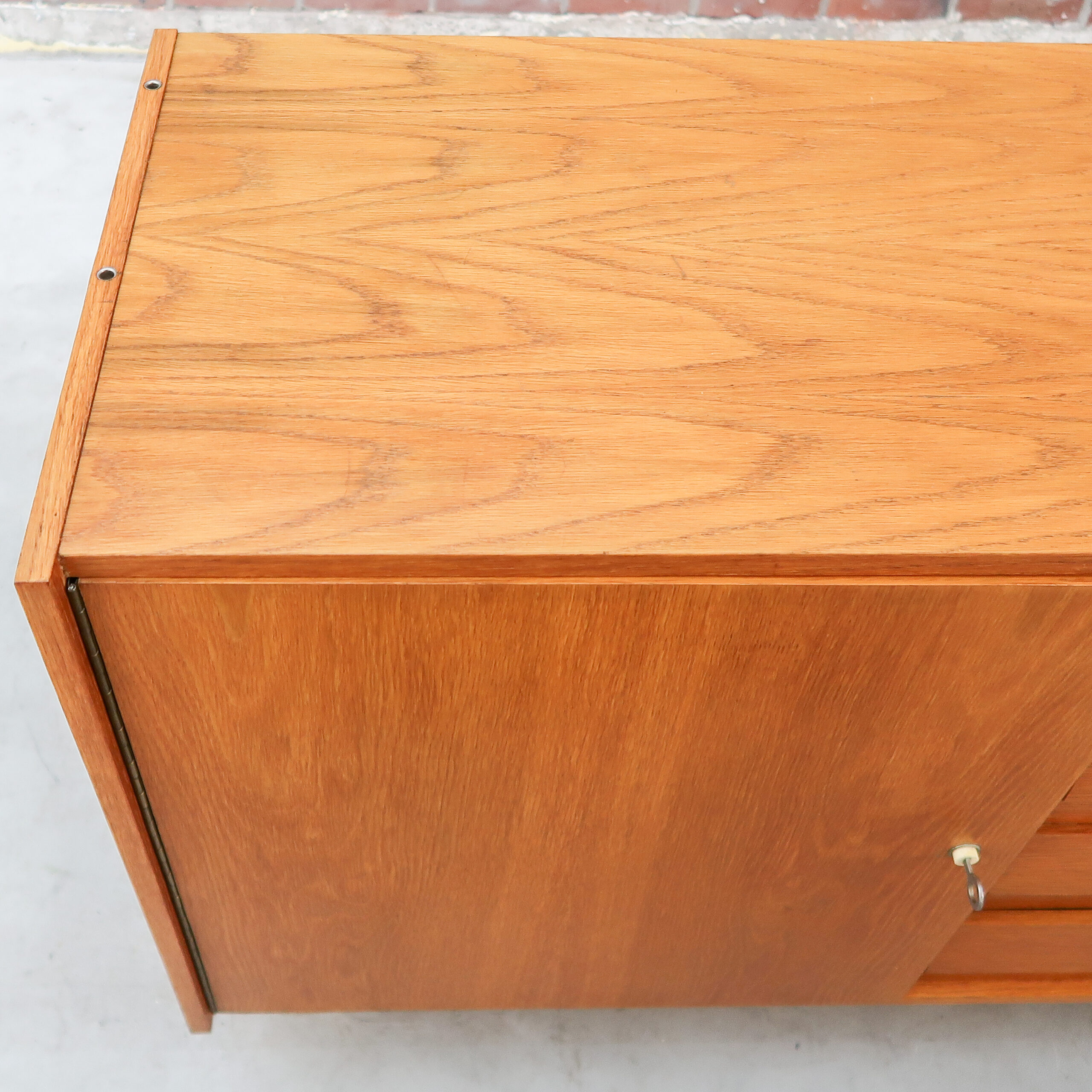 Mid-century dressoir van Jiří Jiroutek - Afbeelding 7