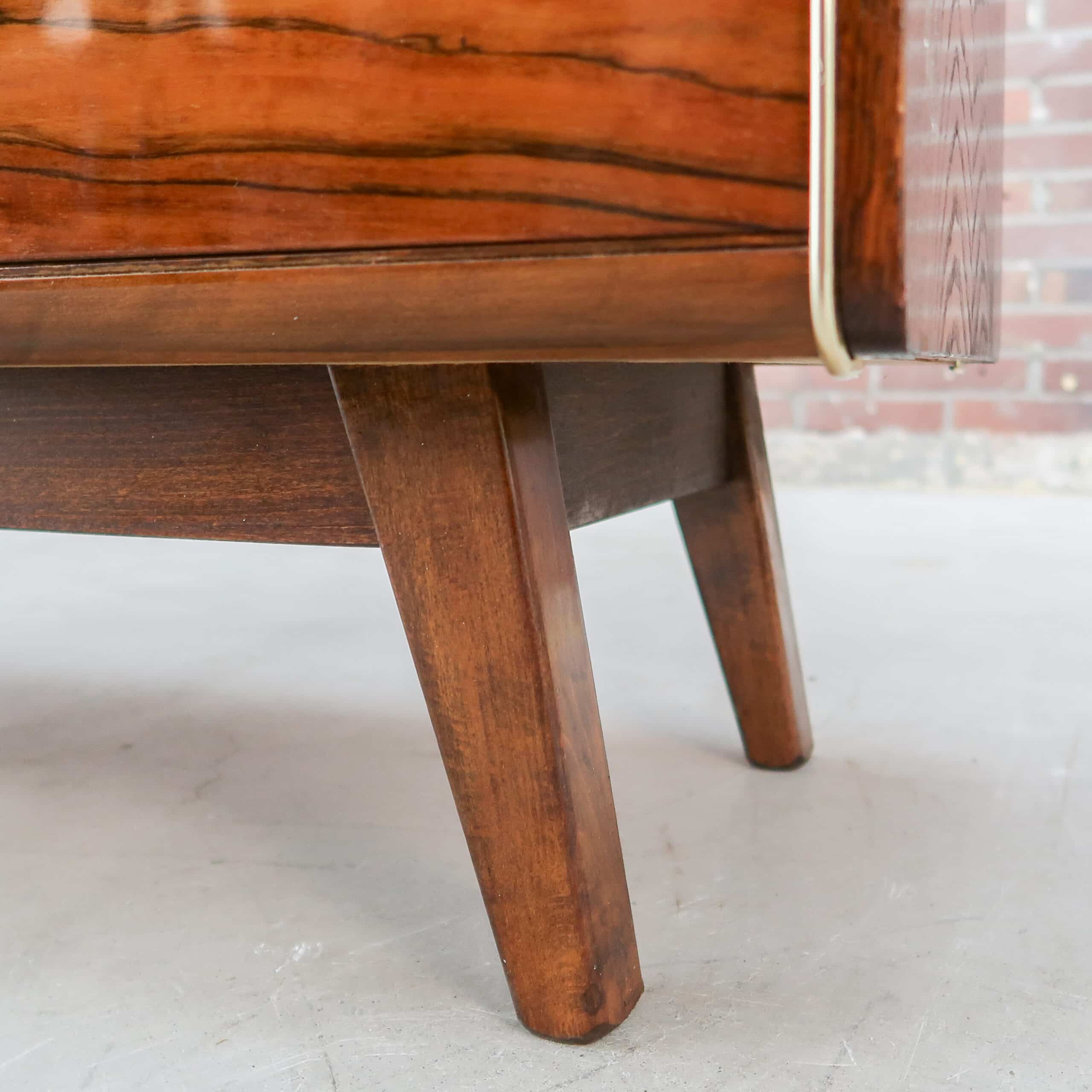 Mid-century dekenkast - Afbeelding 8