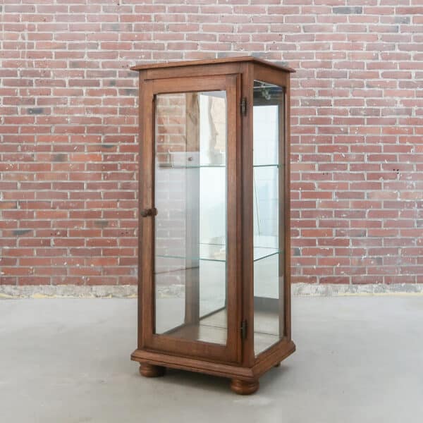 Vintage winkel vitrinekast
