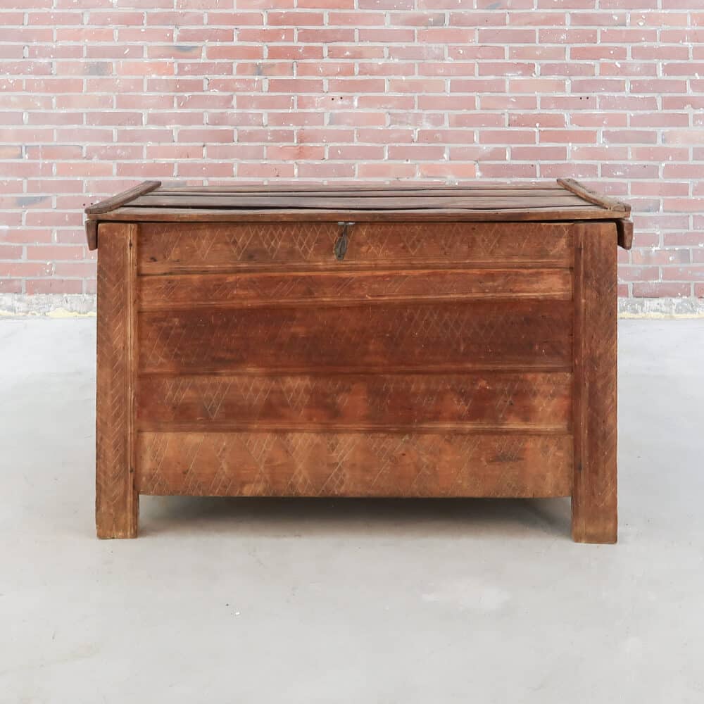 Antieke houten kist - Afbeelding 4