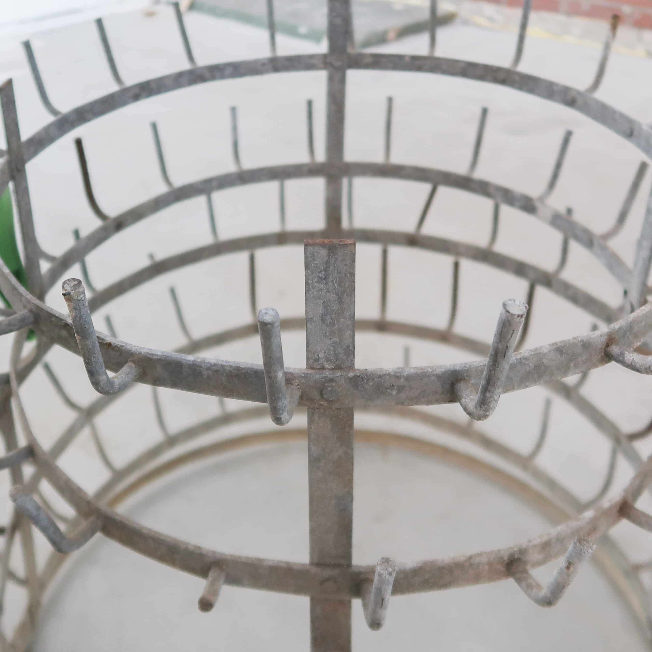 Brocante zinken flessenrek - Afbeelding 3