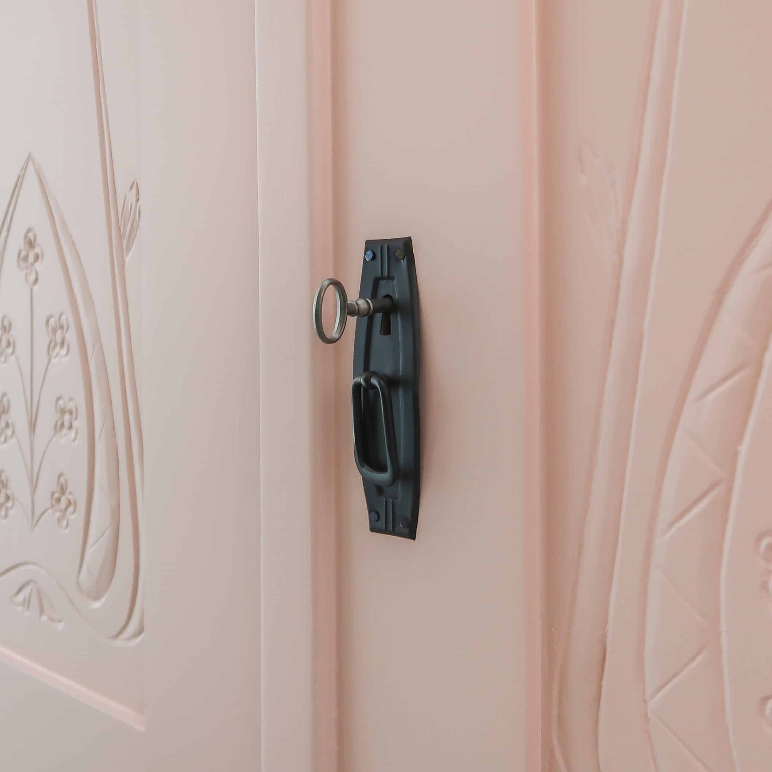 Zacht roze linnenkast met bloemenmotief - Afbeelding 8