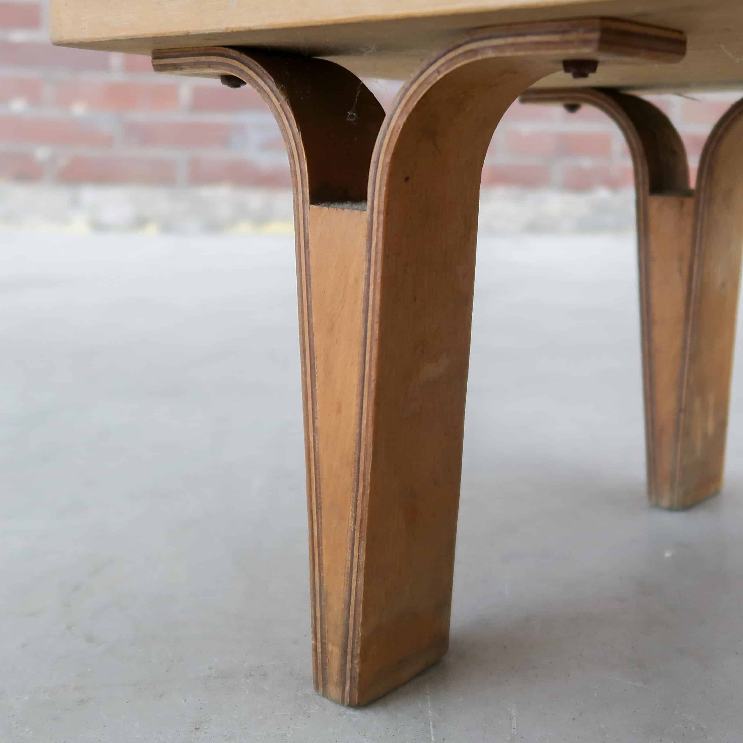 Vintage nachtkastje - Novy Domov - Afbeelding 9