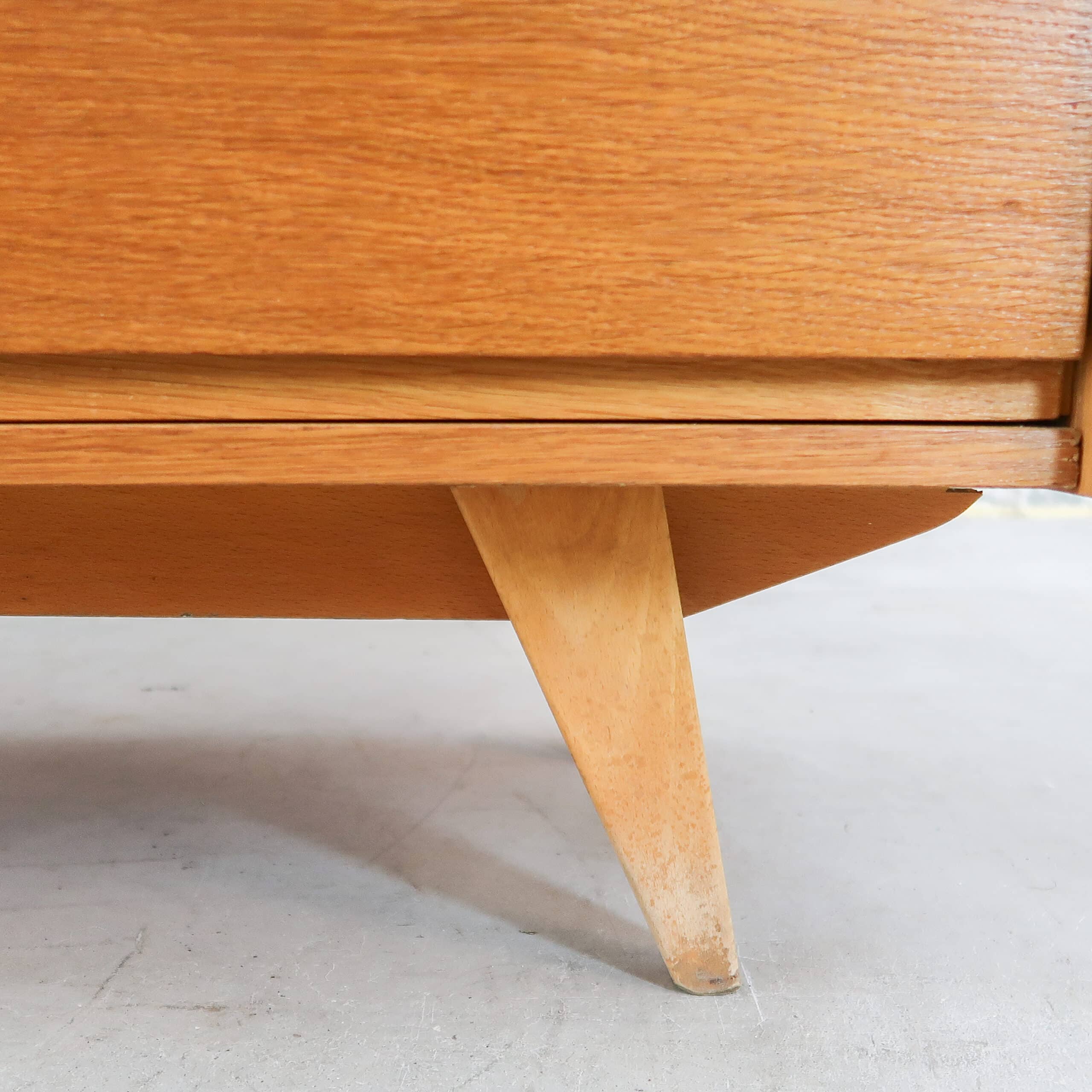 Mid-century dressoir van Jiří Jiroutek - Afbeelding 9