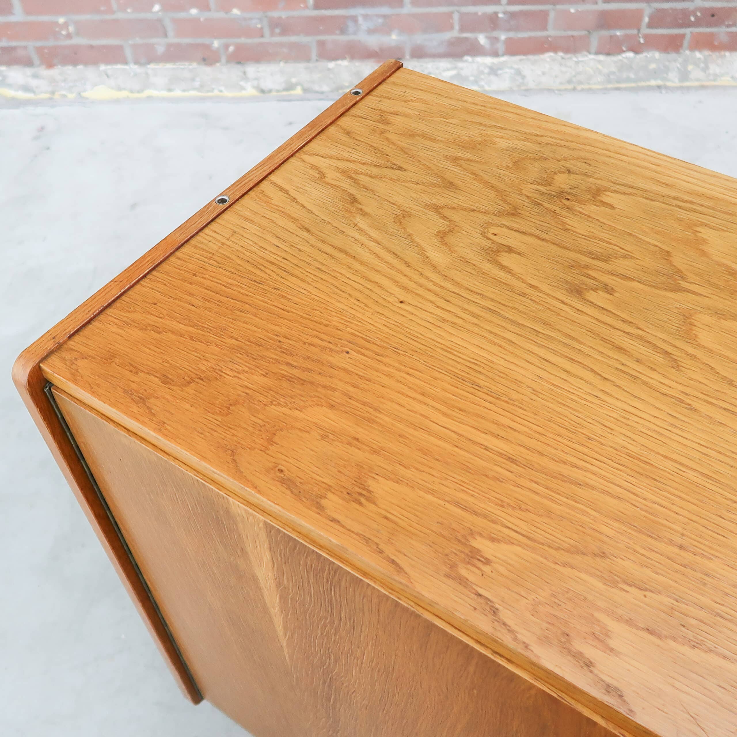 Vintage dressoir van Interiér Praha - Afbeelding 7