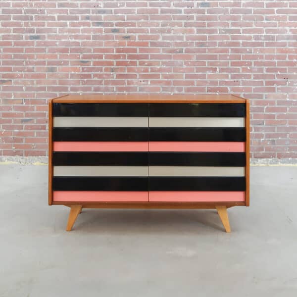 Vintage ladekast van Interiér Praha