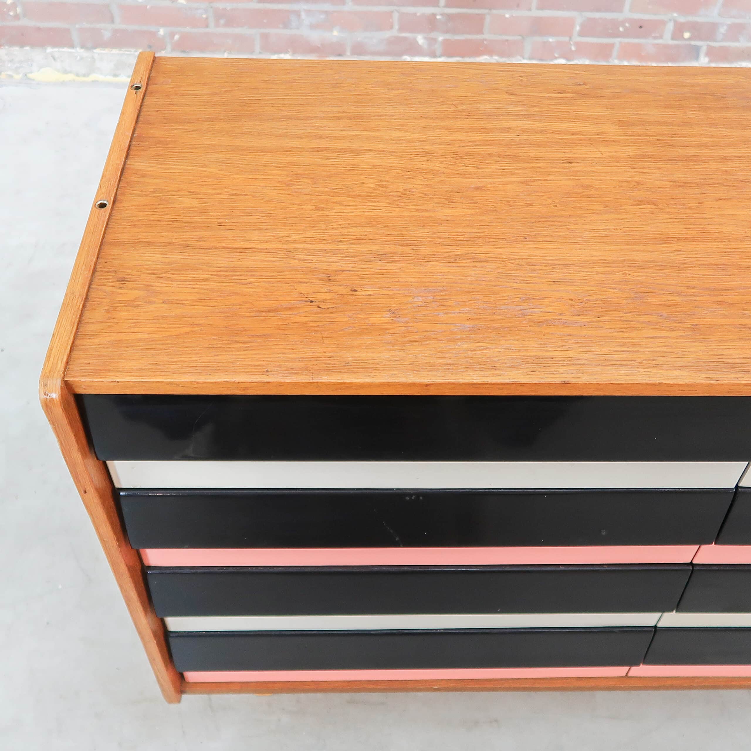 Vintage ladekast van Interiér Praha - Afbeelding 6