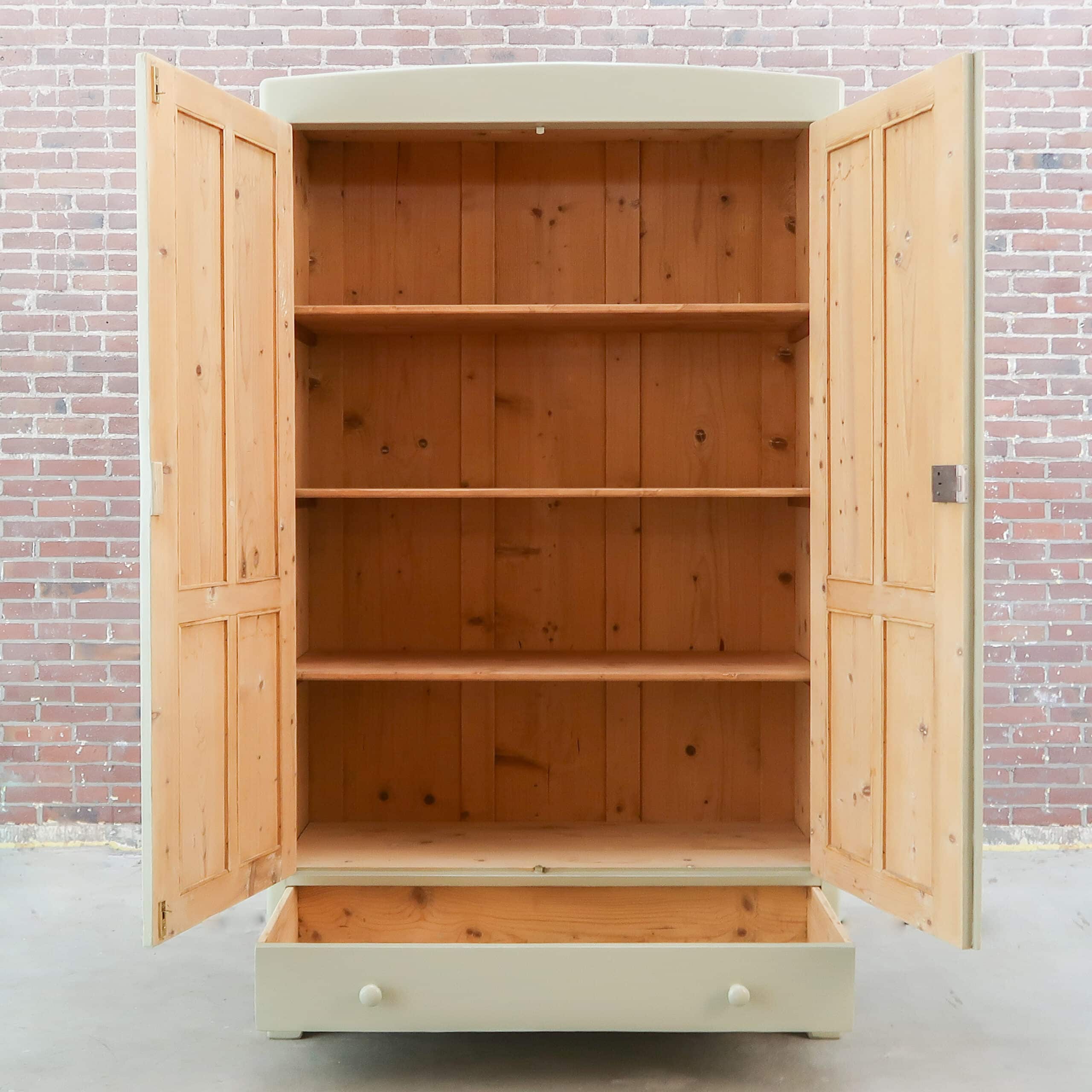 Brocante crème linnenkast - Afbeelding 2