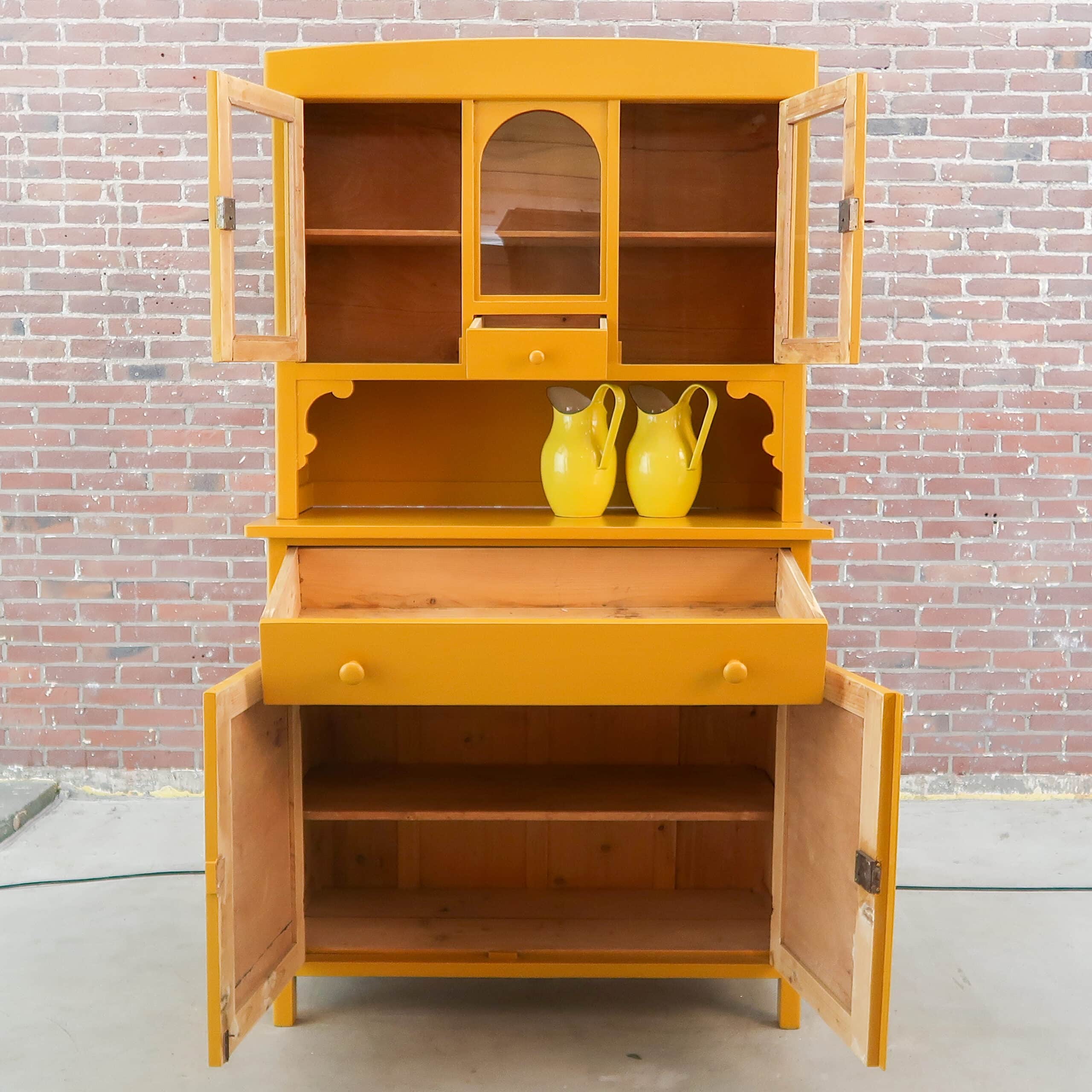 Brocante gele buffetkast - Afbeelding 2