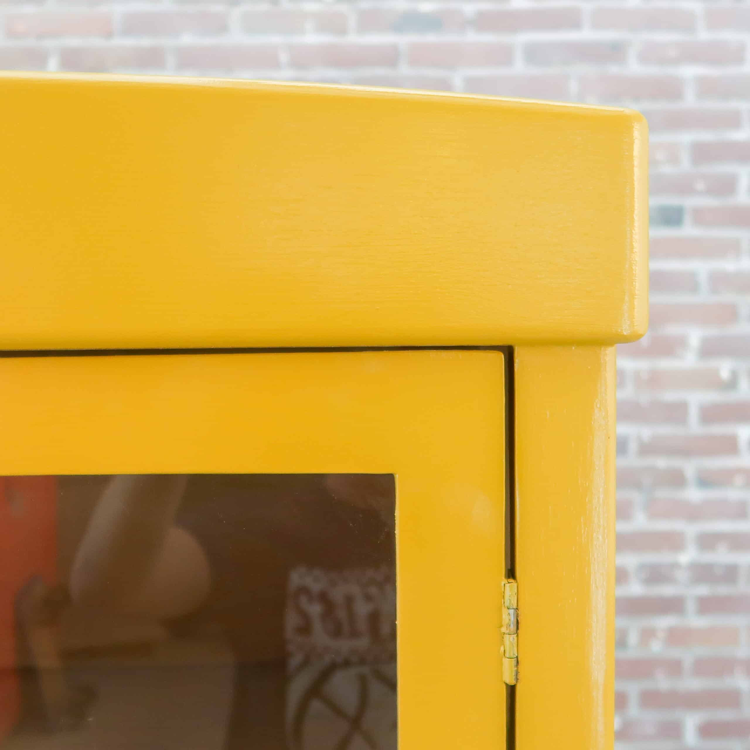 Brocante gele buffetkast - Afbeelding 3