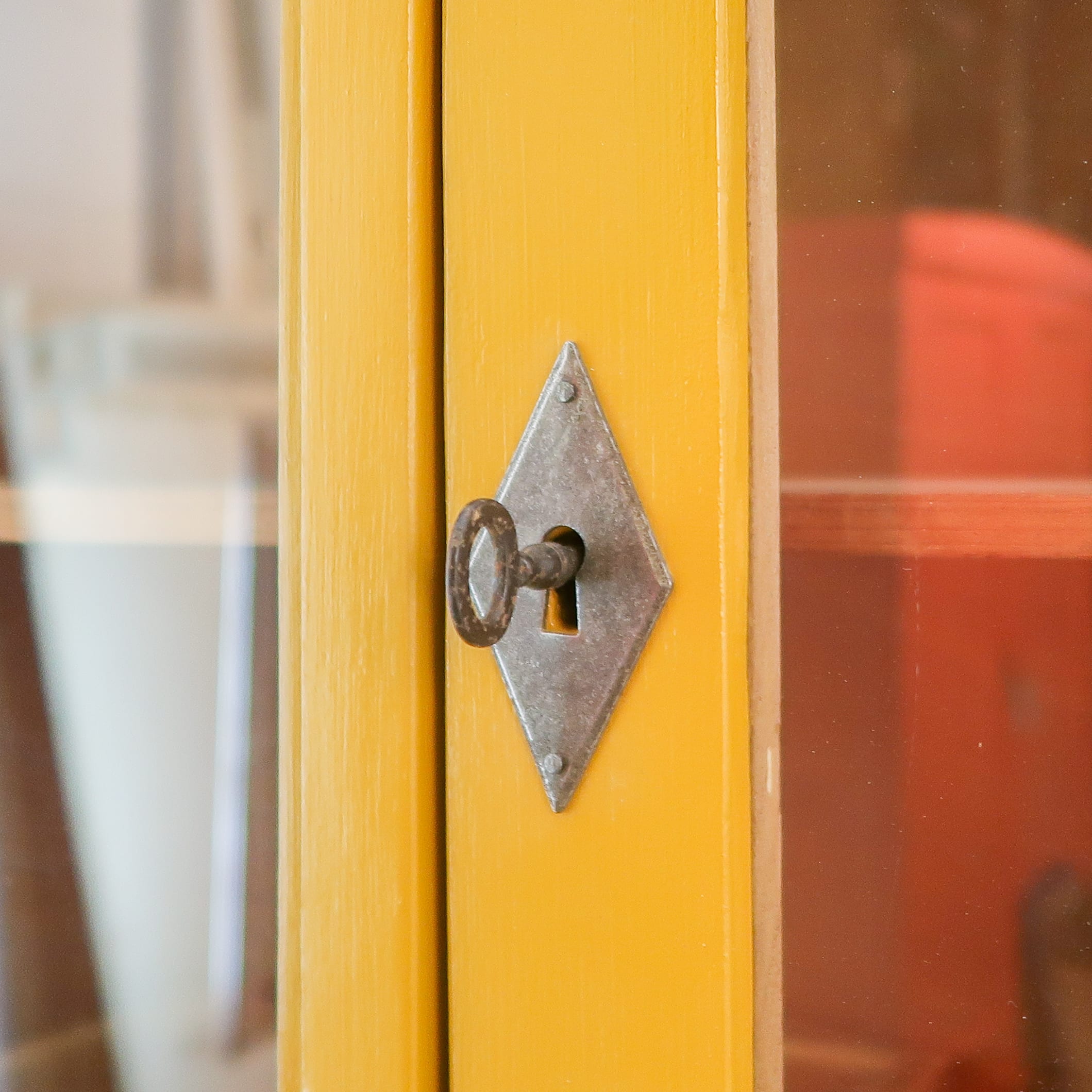 Brocante gele buffetkast - Afbeelding 5