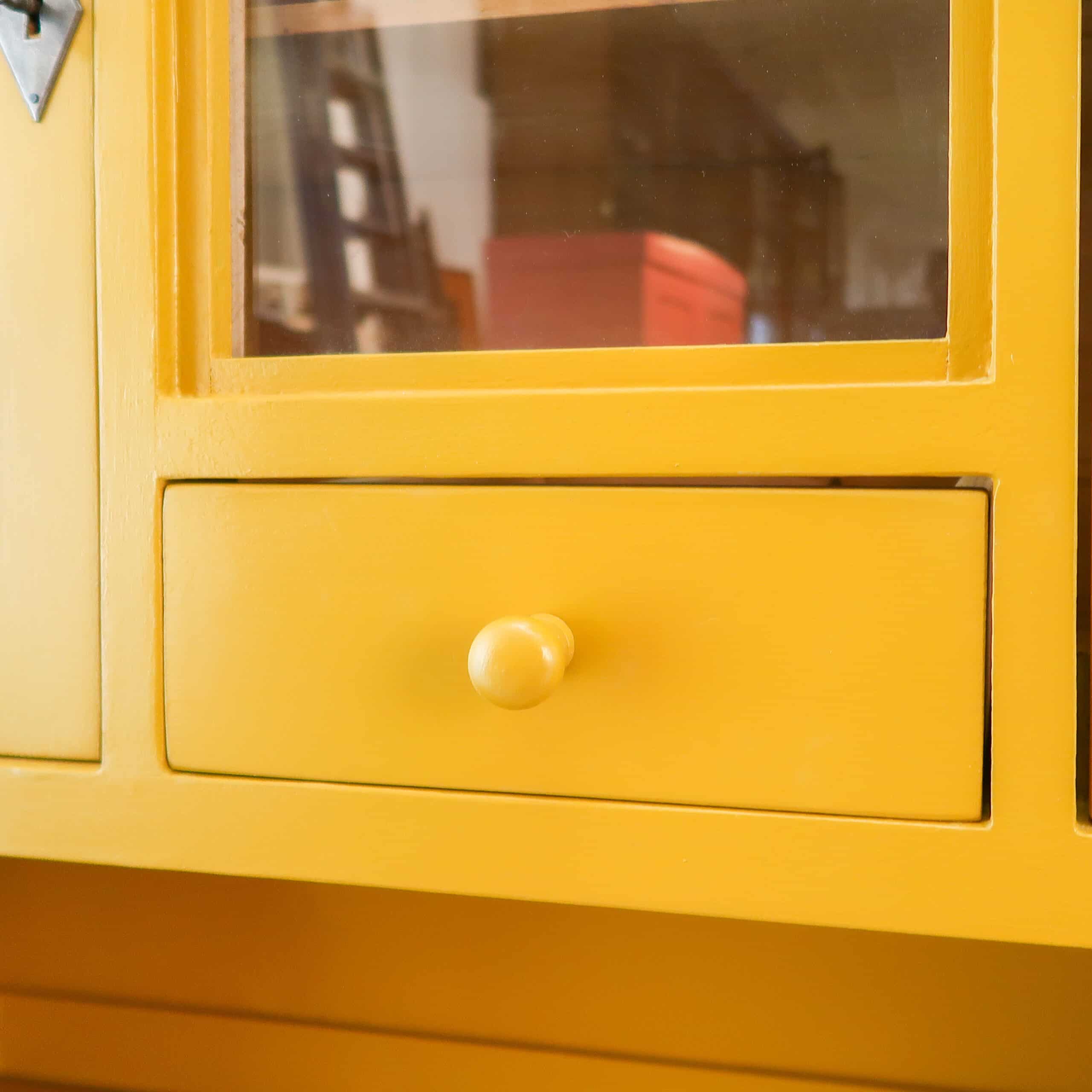 Brocante gele buffetkast - Afbeelding 6