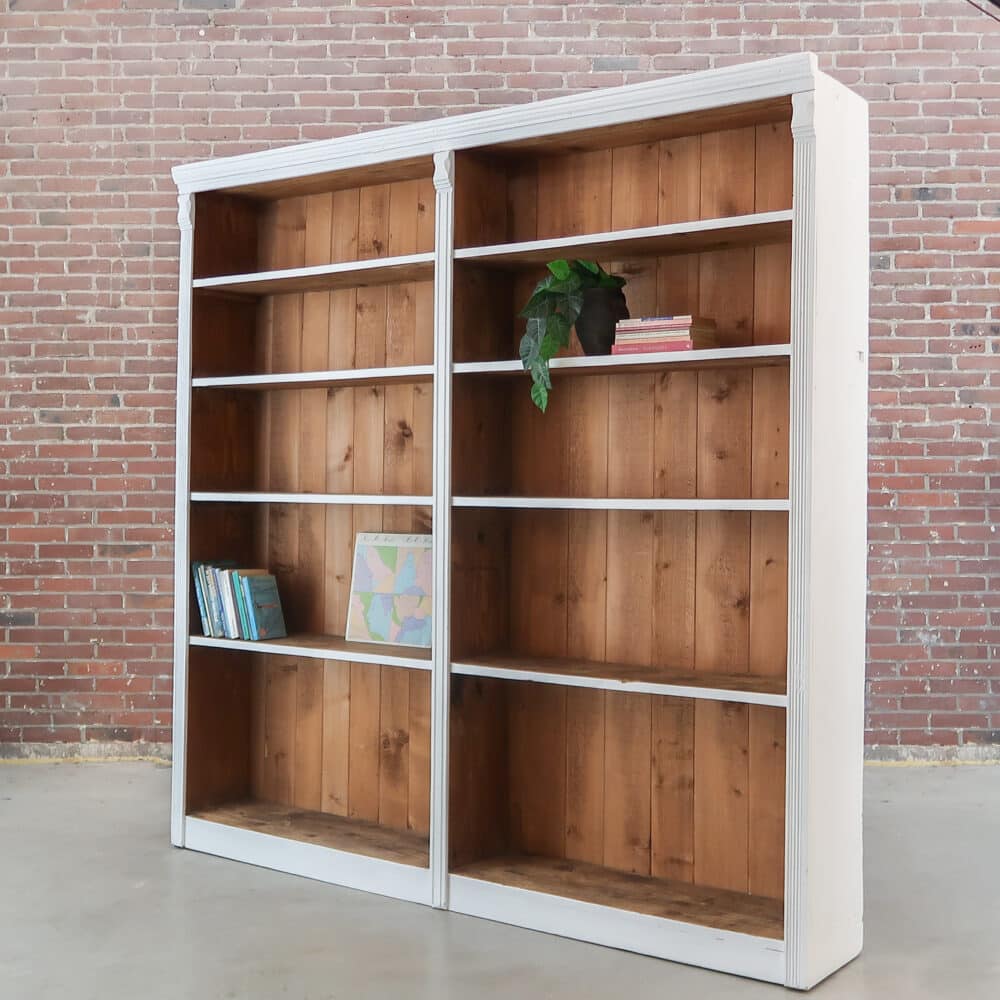 Brocante open boekenkast