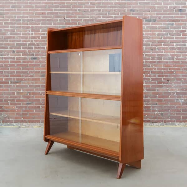 Vintage boekenkast - Novy Domov