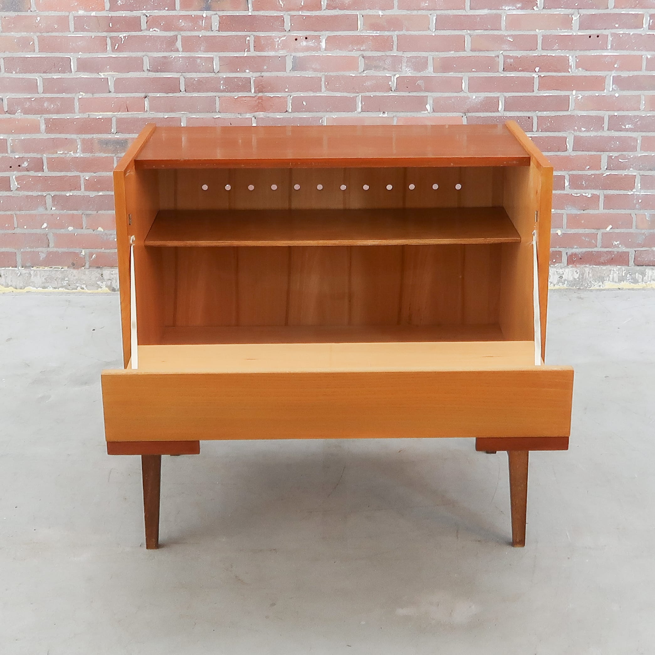 Mid-century dekenkast - Afbeelding 2