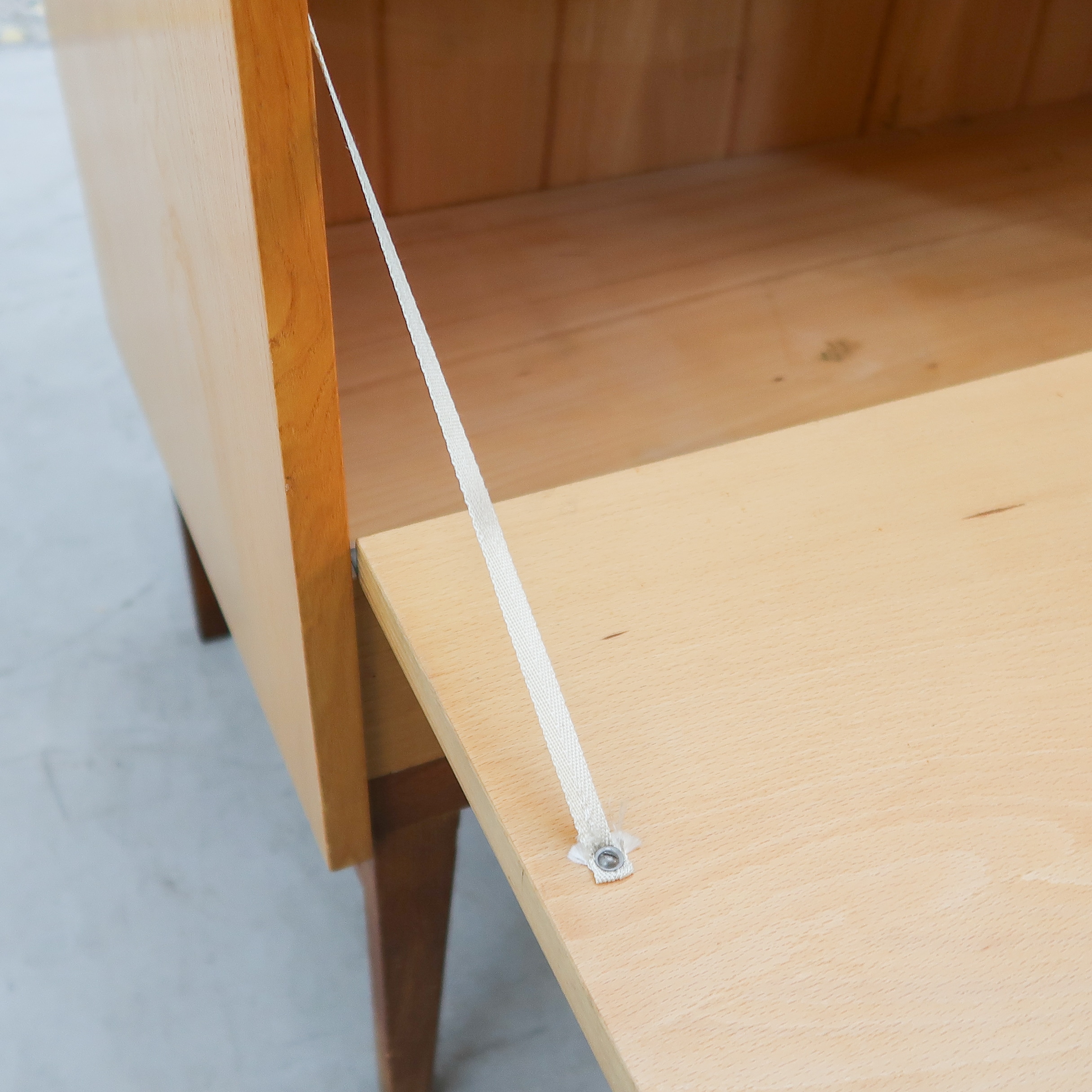 Mid-century dekenkast - Afbeelding 3