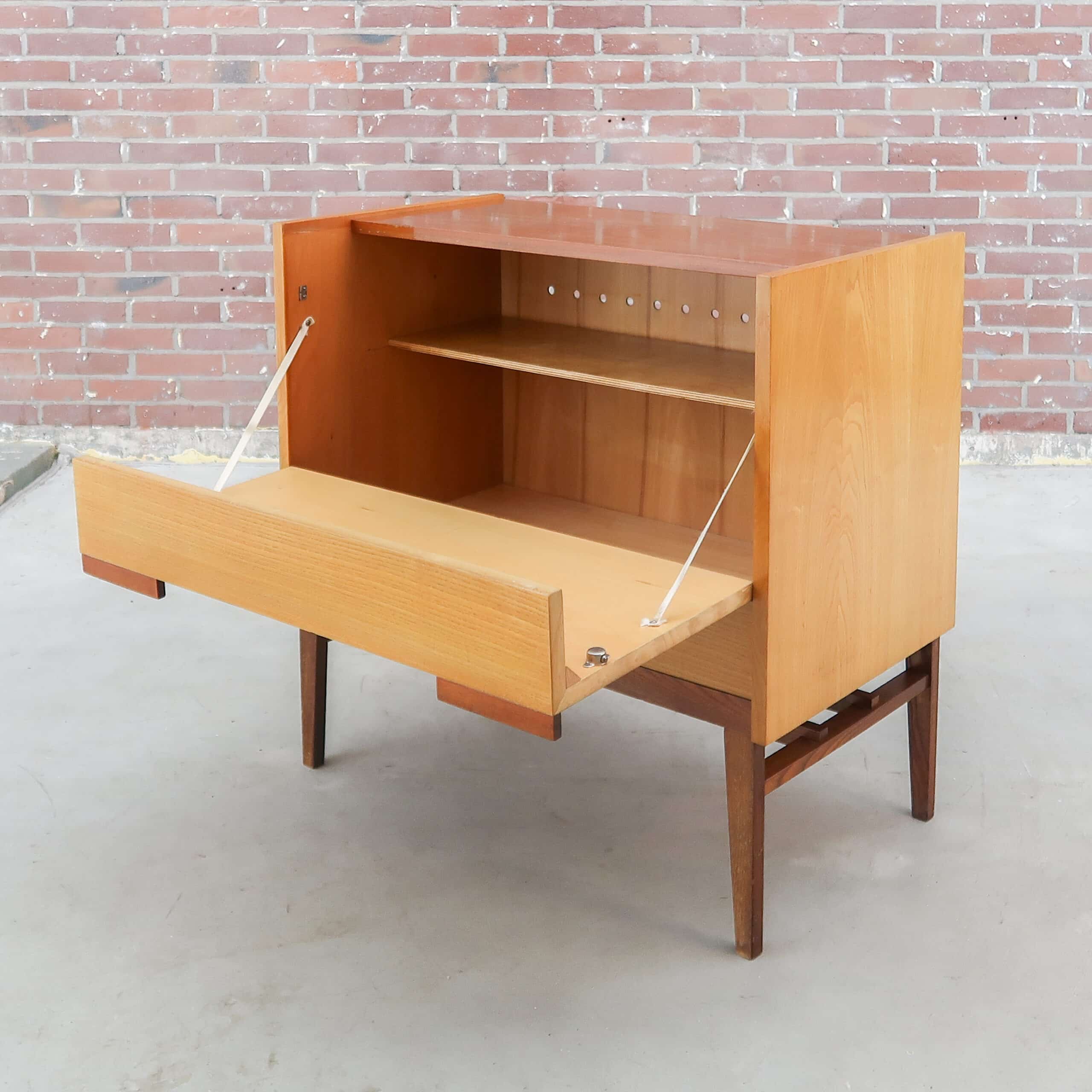 Mid-century dekenkast - Afbeelding 12