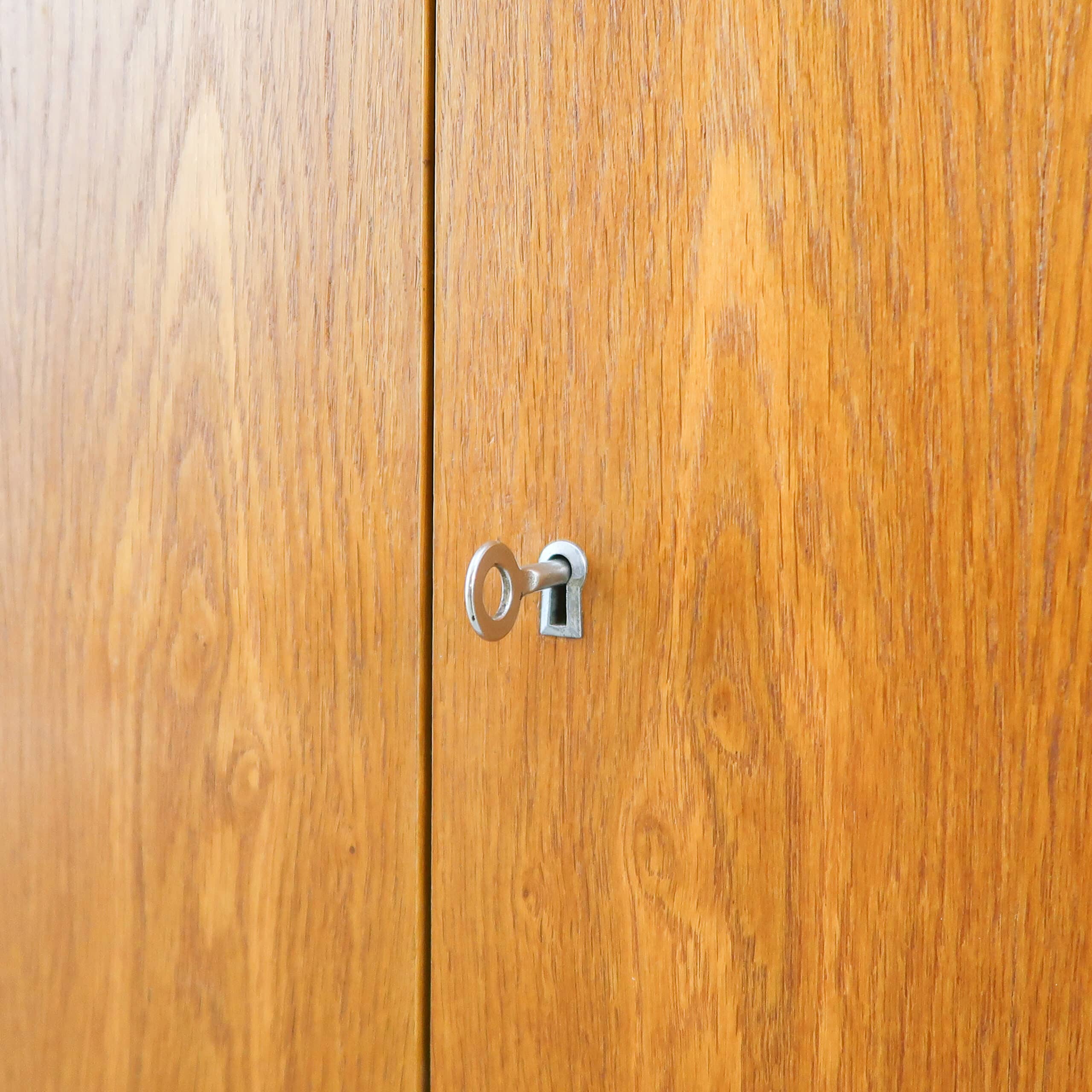 Vintage dressoir - Interier Praha - Afbeelding 9