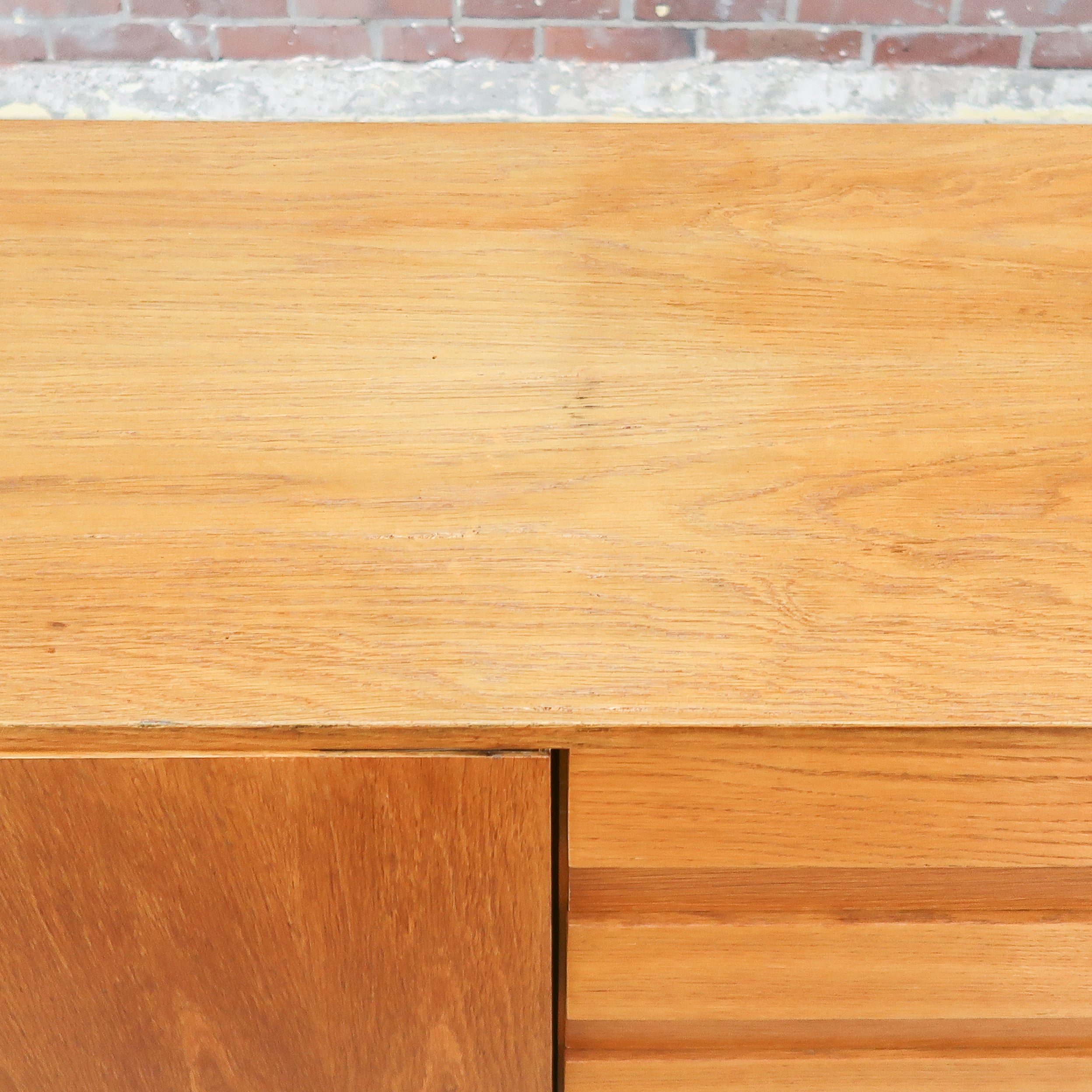 Vintage dressoir - Interier Praha - Afbeelding 11