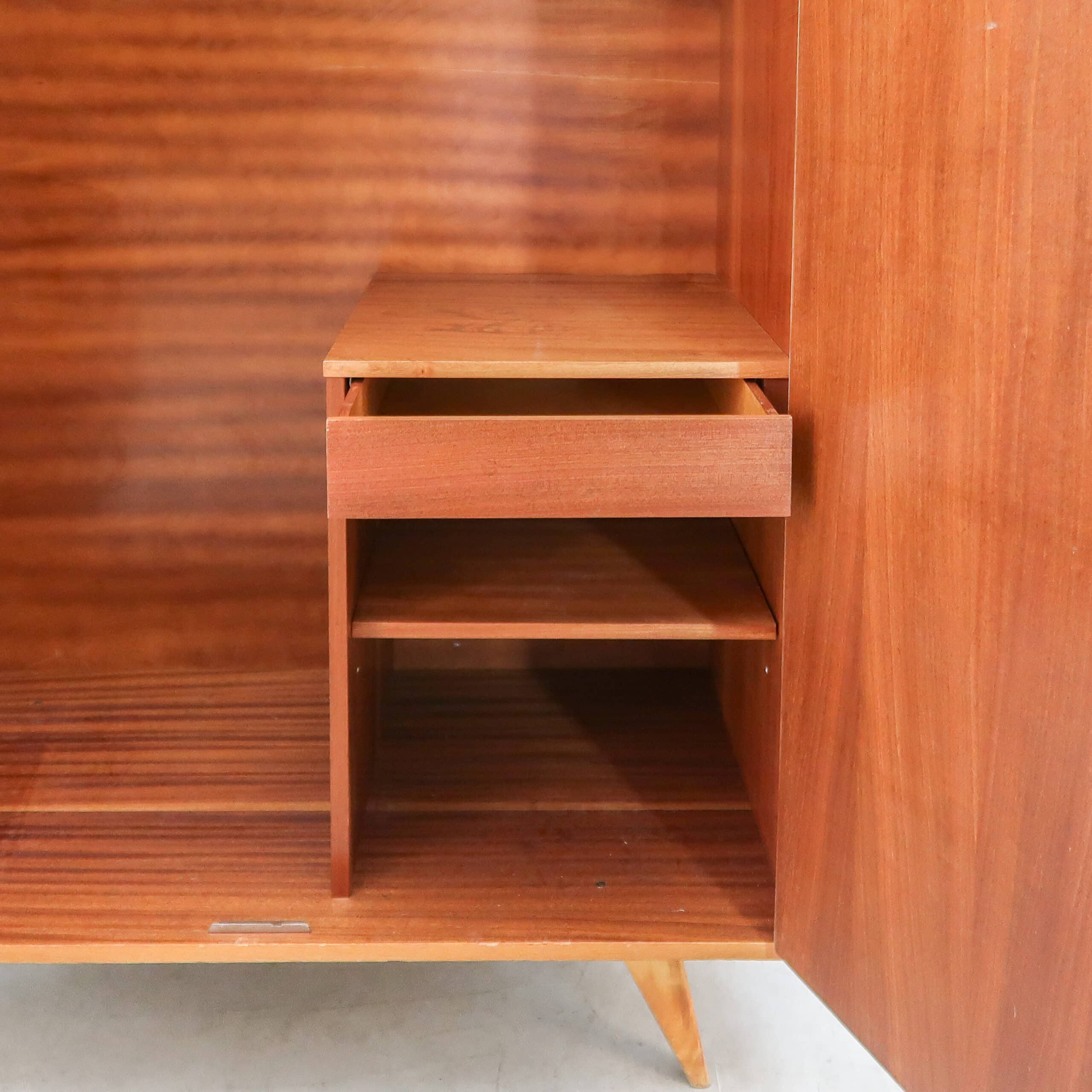 Vintage kledingkast - Mid century - Afbeelding 3