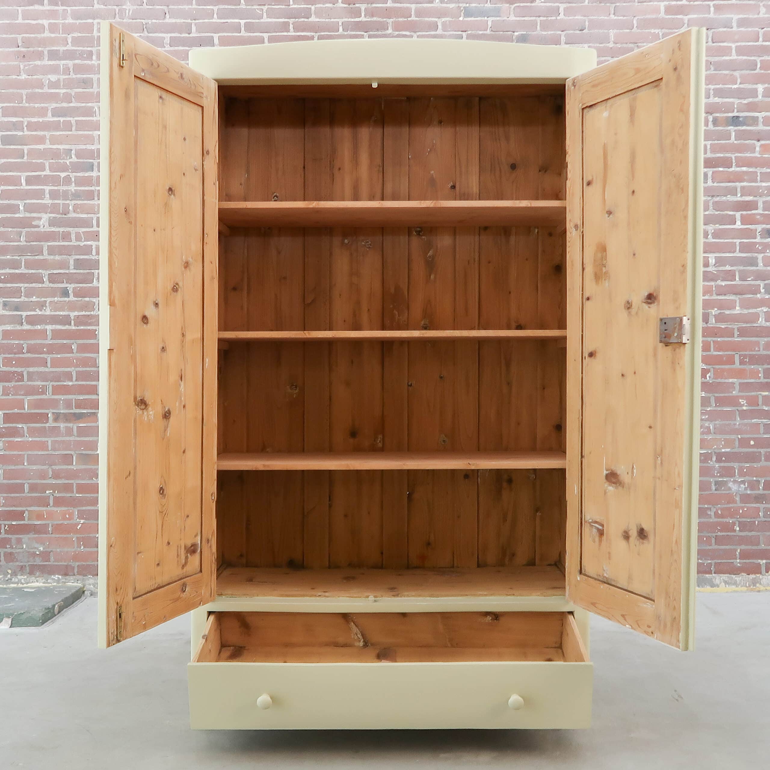 Brocante kledingkast – Bild 2